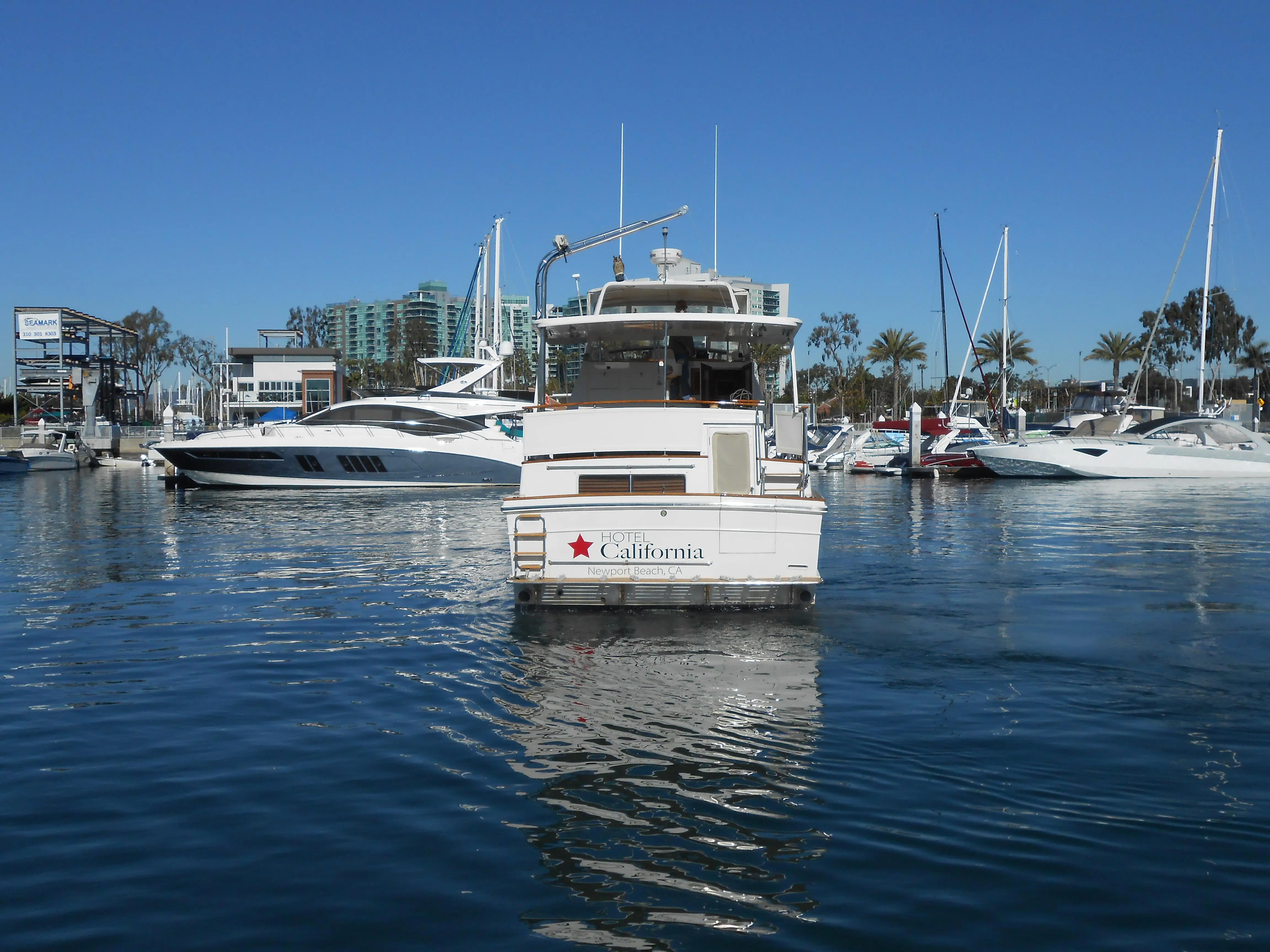 1985 Offshore 48 yachtfisher