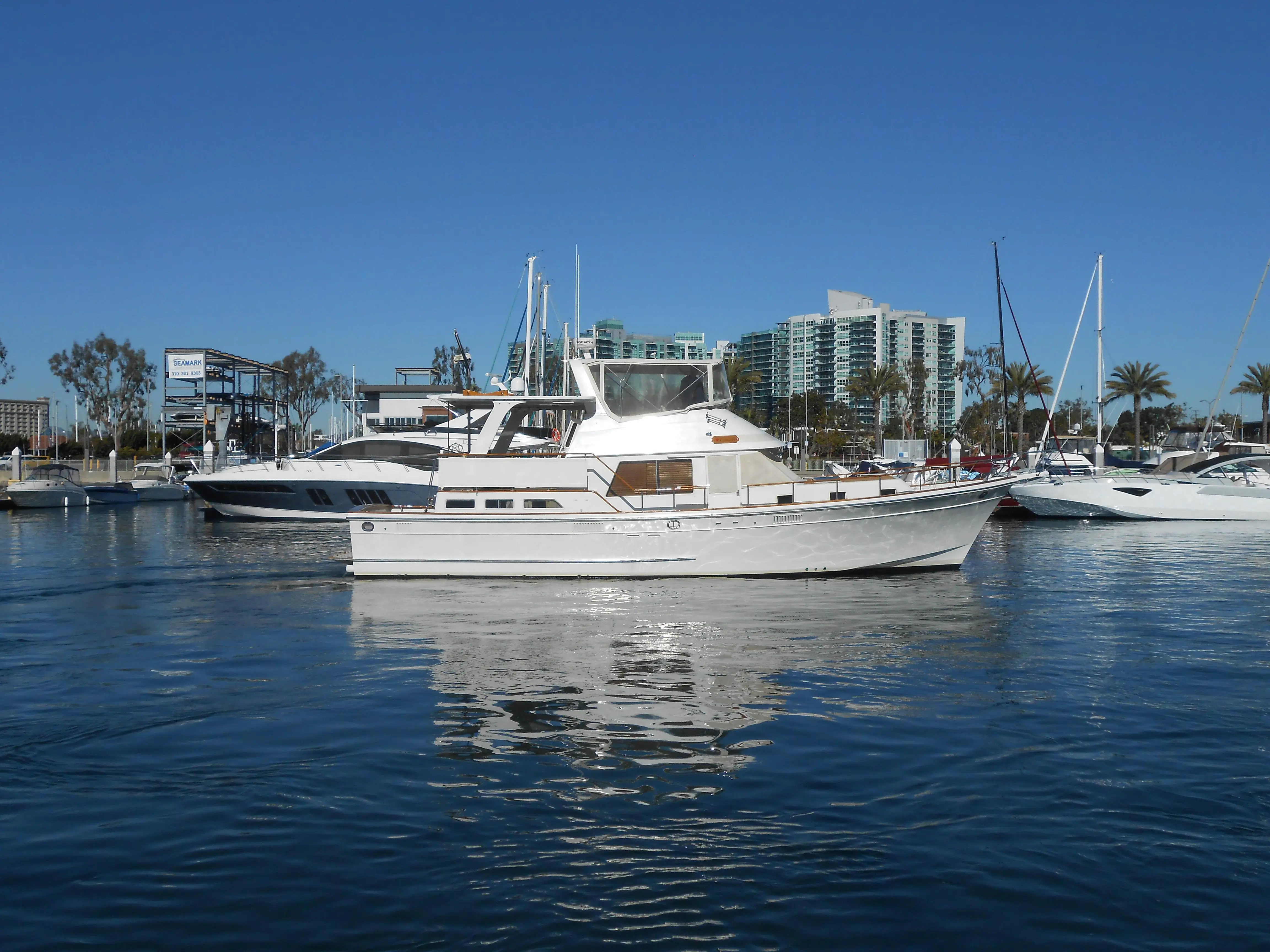 1985 Offshore 48 yachtfisher