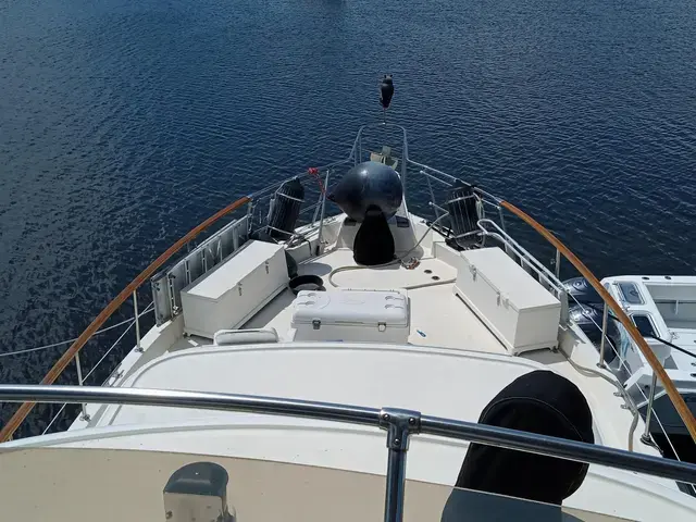 Hatteras 53 Extended Deck