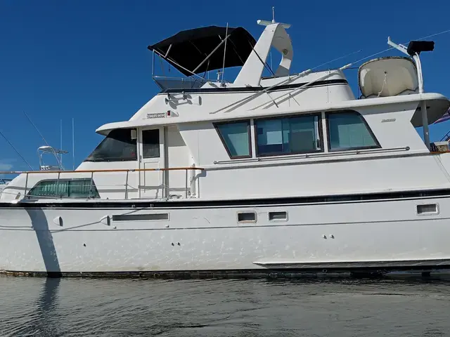 Hatteras 53 Extended Deck