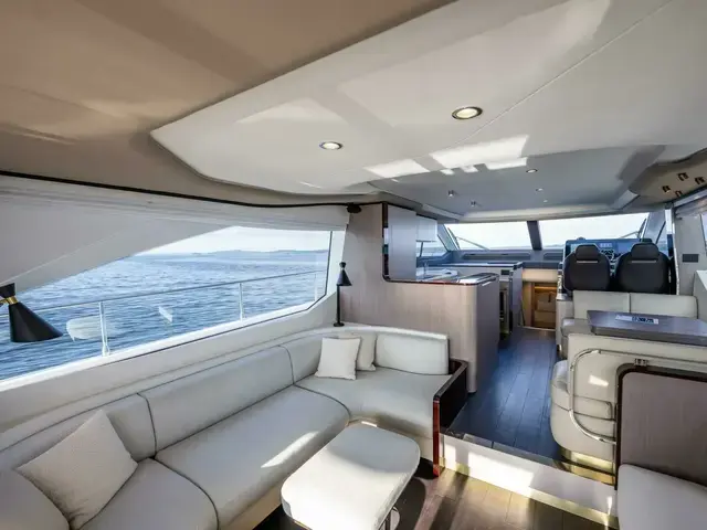 Azimut Fly