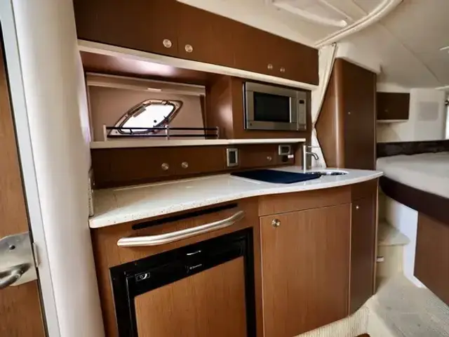 Sea Ray Sundancer 330