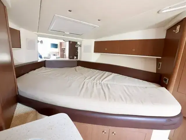 Sea Ray Sundancer 330