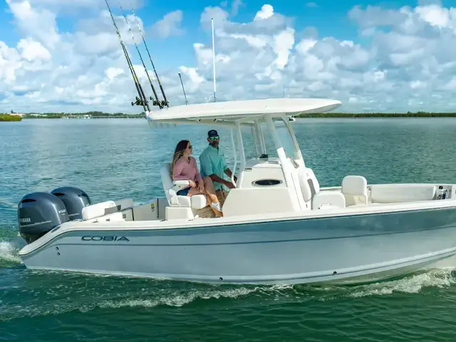 Cobia Boats 240 CC