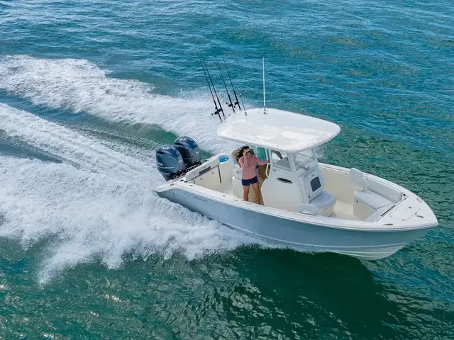 Cobia Boats 240 CC