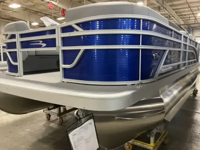 Bennington Marine 20 Svs