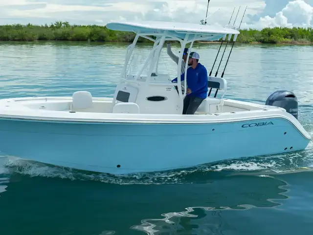 Cobia 220cc