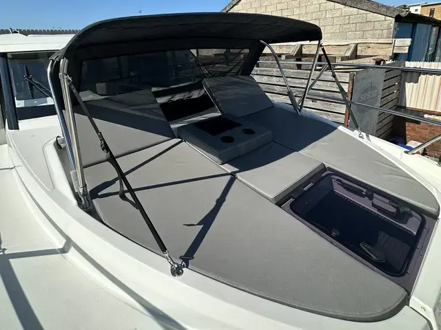 Beneteau Antares 11 Coupe Outboard