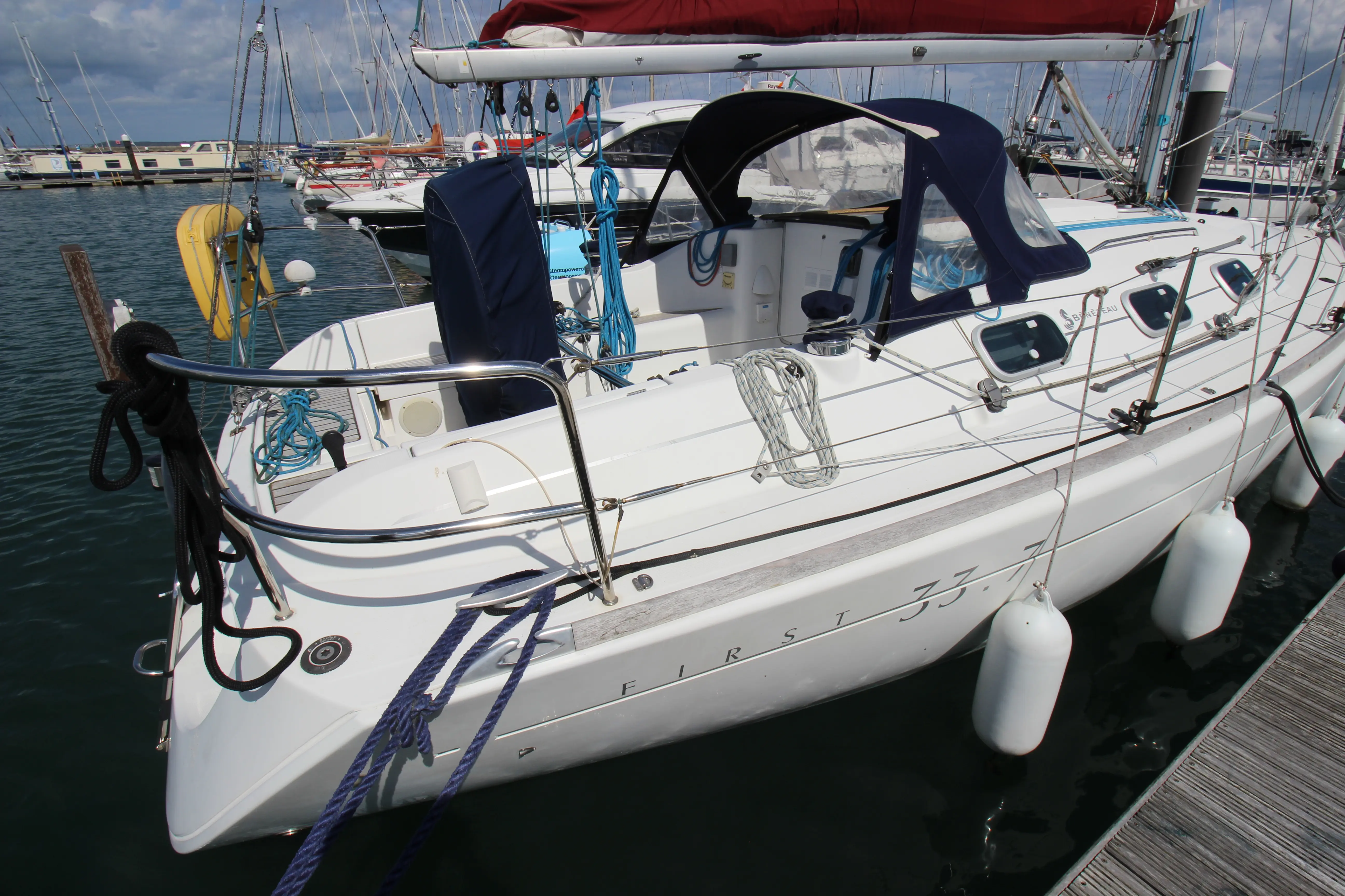 1999 Beneteau first 33.7