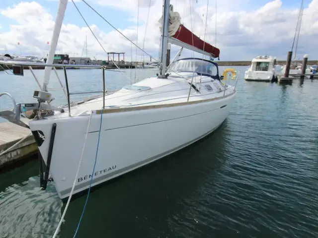 Beneteau First 33.7