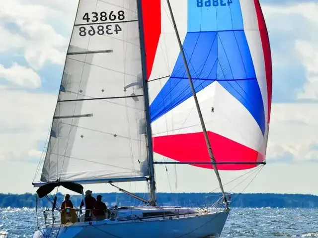 Canadian Sailcraft 36 Merlin