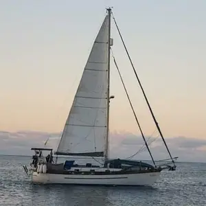 1982 Young Sun Westwind 35