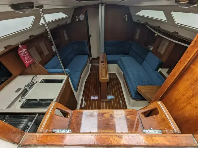 Canadian Sailcraft 36 Merlin