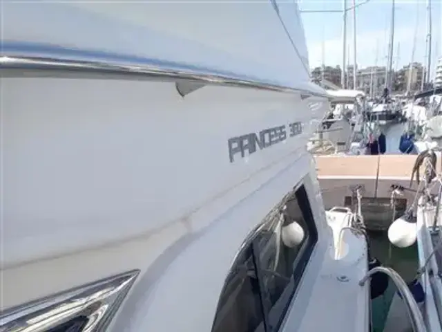 Marine Projects PRINCESS 360