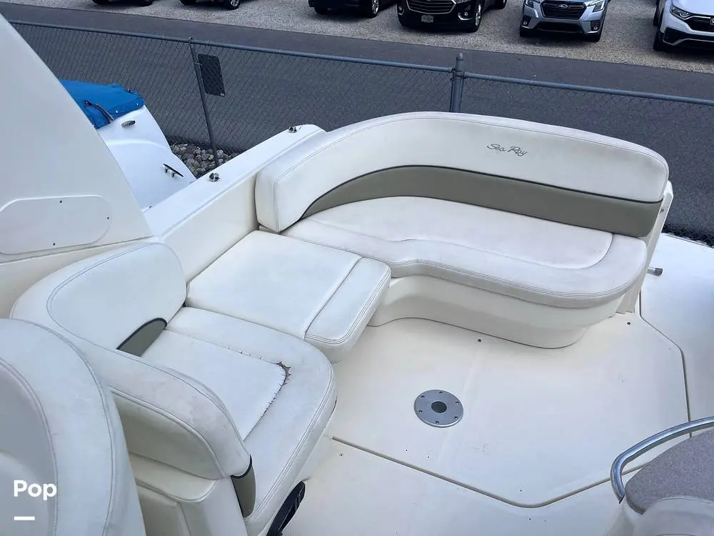 2005 Sea Ray sundancer 260