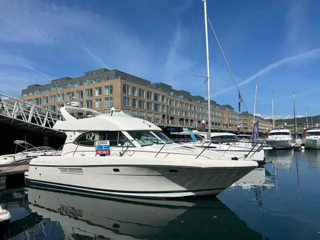 Prestige 36