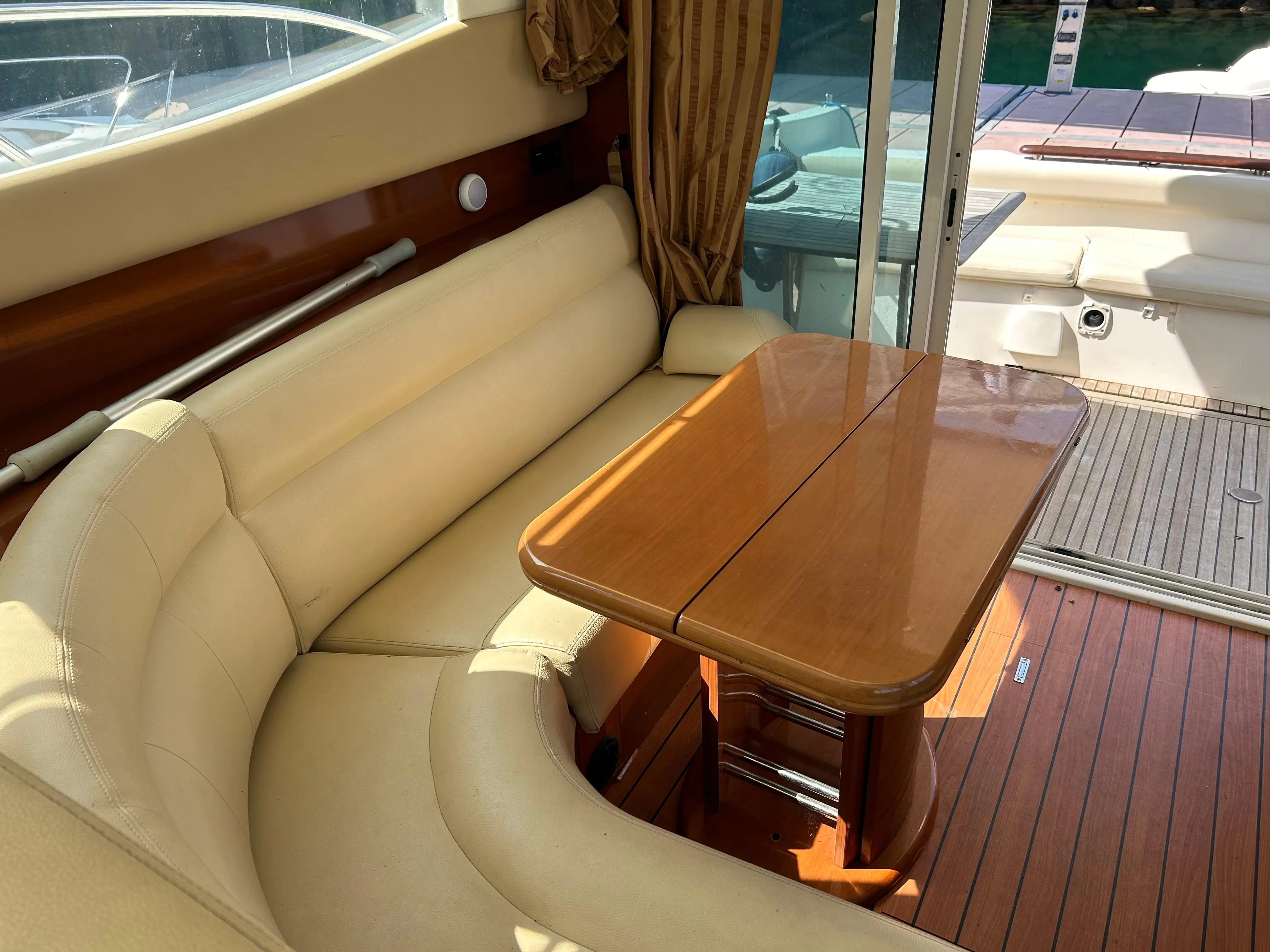 2008 Jeanneau prestige 36