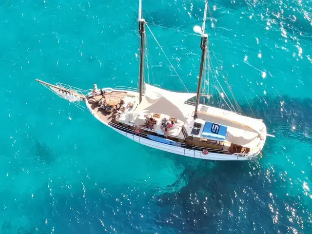 Custom Boats Turkish Schooner