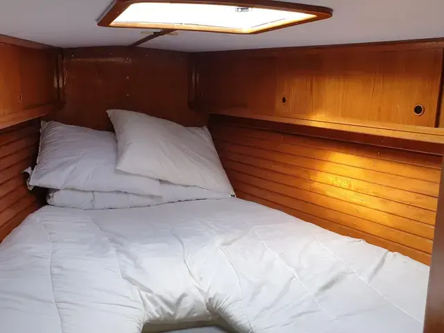 Helmsman 49 Trans-Ocean