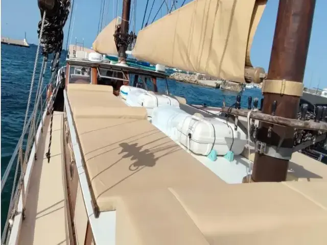 Custom Boats Turkish Schooner