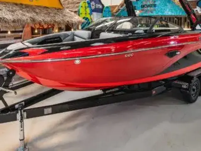 Centurion Boats Ri237