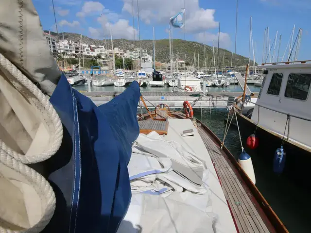 SK Classic Wood Sailing Vessel