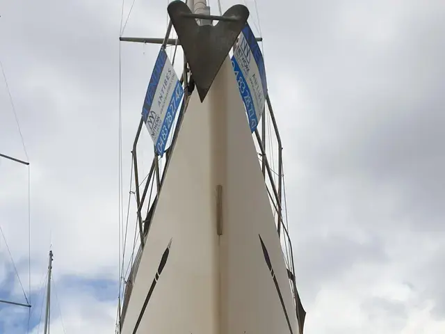 Helmsman Bosun Queen 55