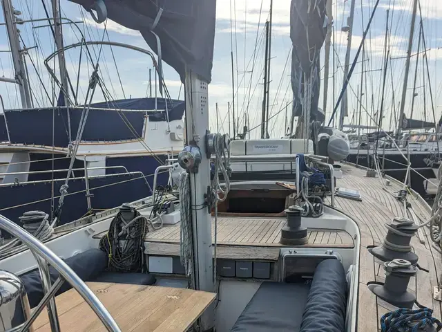 Helmsman Bosun Queen 55