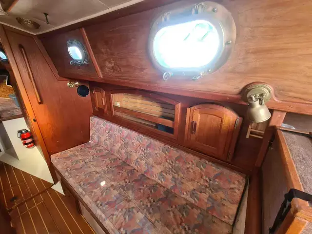 Pacific Seacraft 34