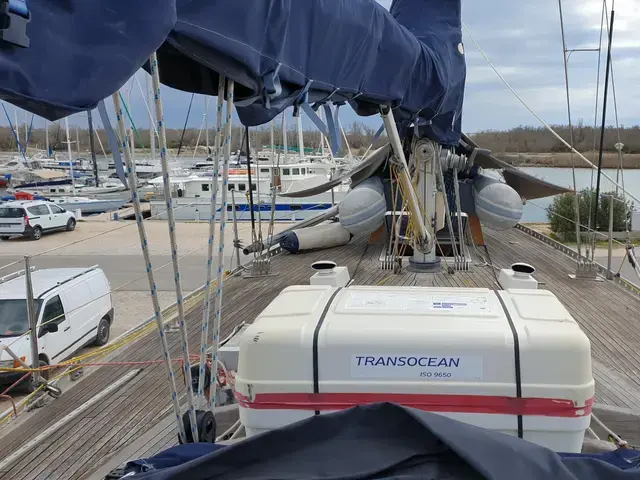 Helmsman Bosun Queen 55