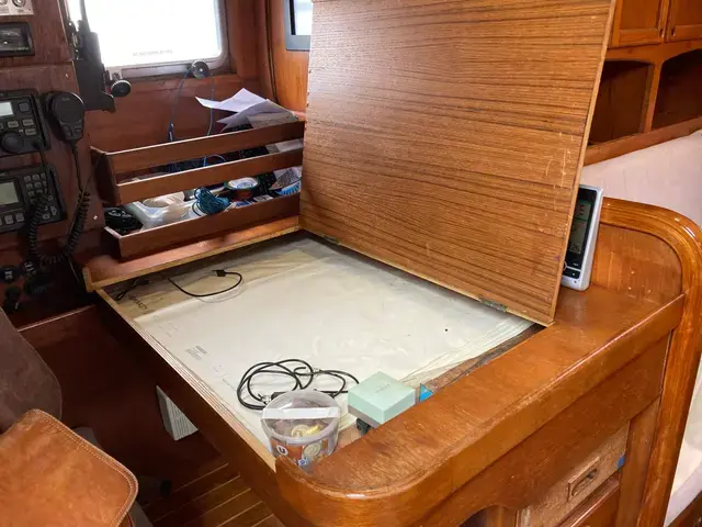 Helmsman Bosun Queen 55