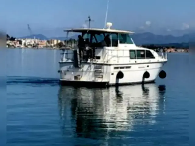 Bertram 42 Motor Yacht