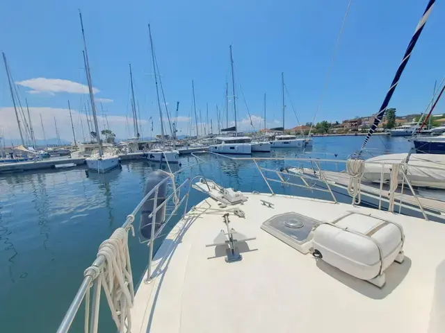 Bertram 42 Motor Yacht