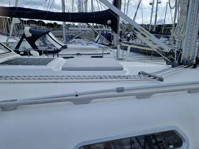 Hallberg Rassy 342