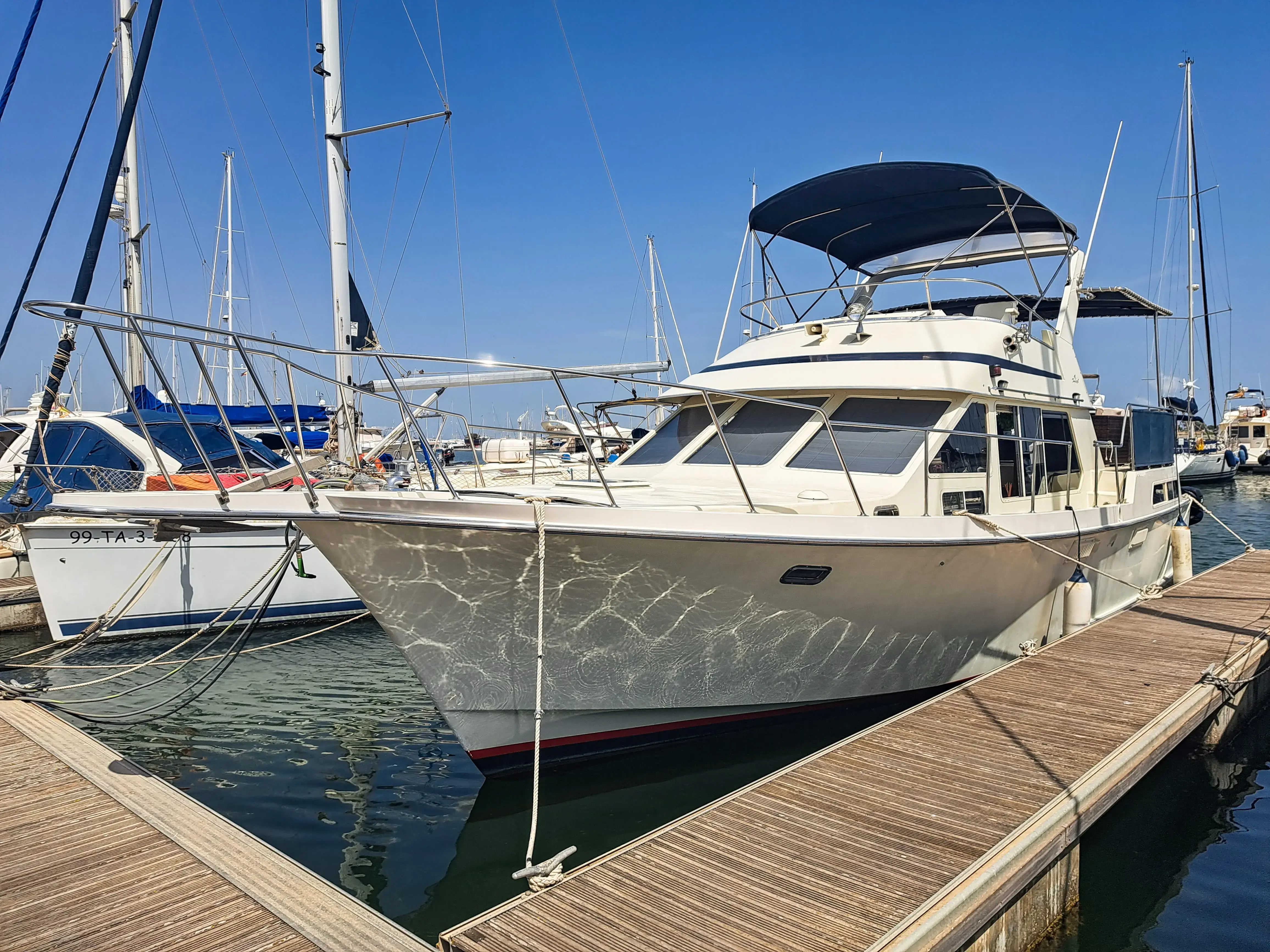 1989 Tollycraft tolly craft 44 cockpit motor yacht