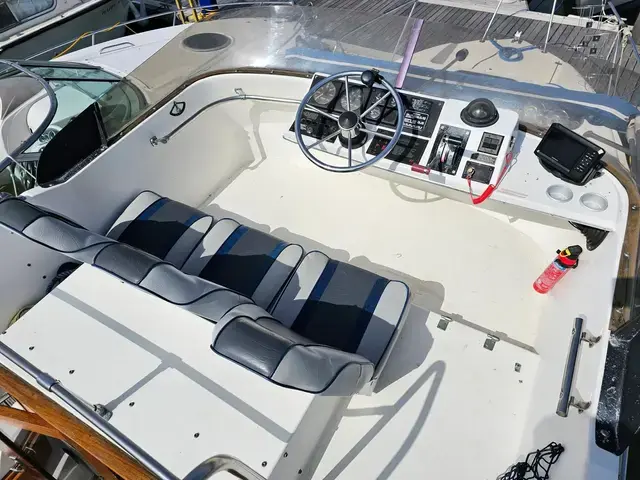 Bayliner 2556 Fly