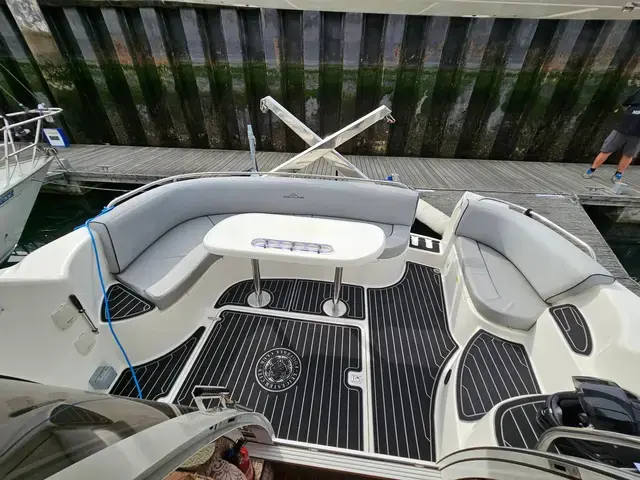 Sealine 360 Statesman