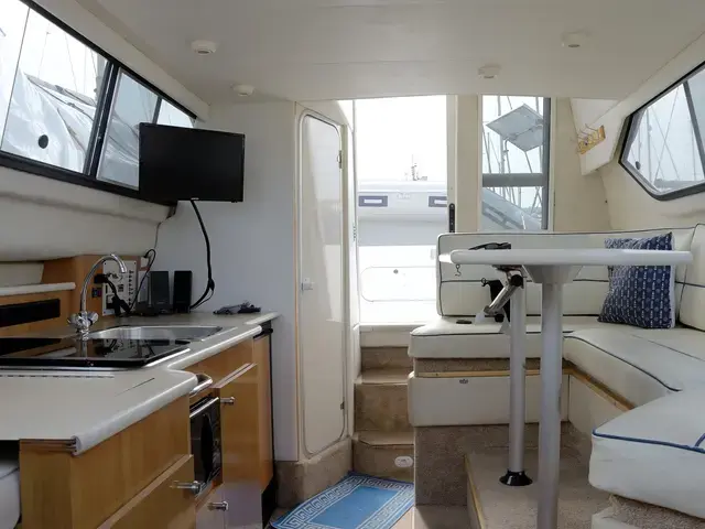 Bayliner 2858 Ciera Command Bridge