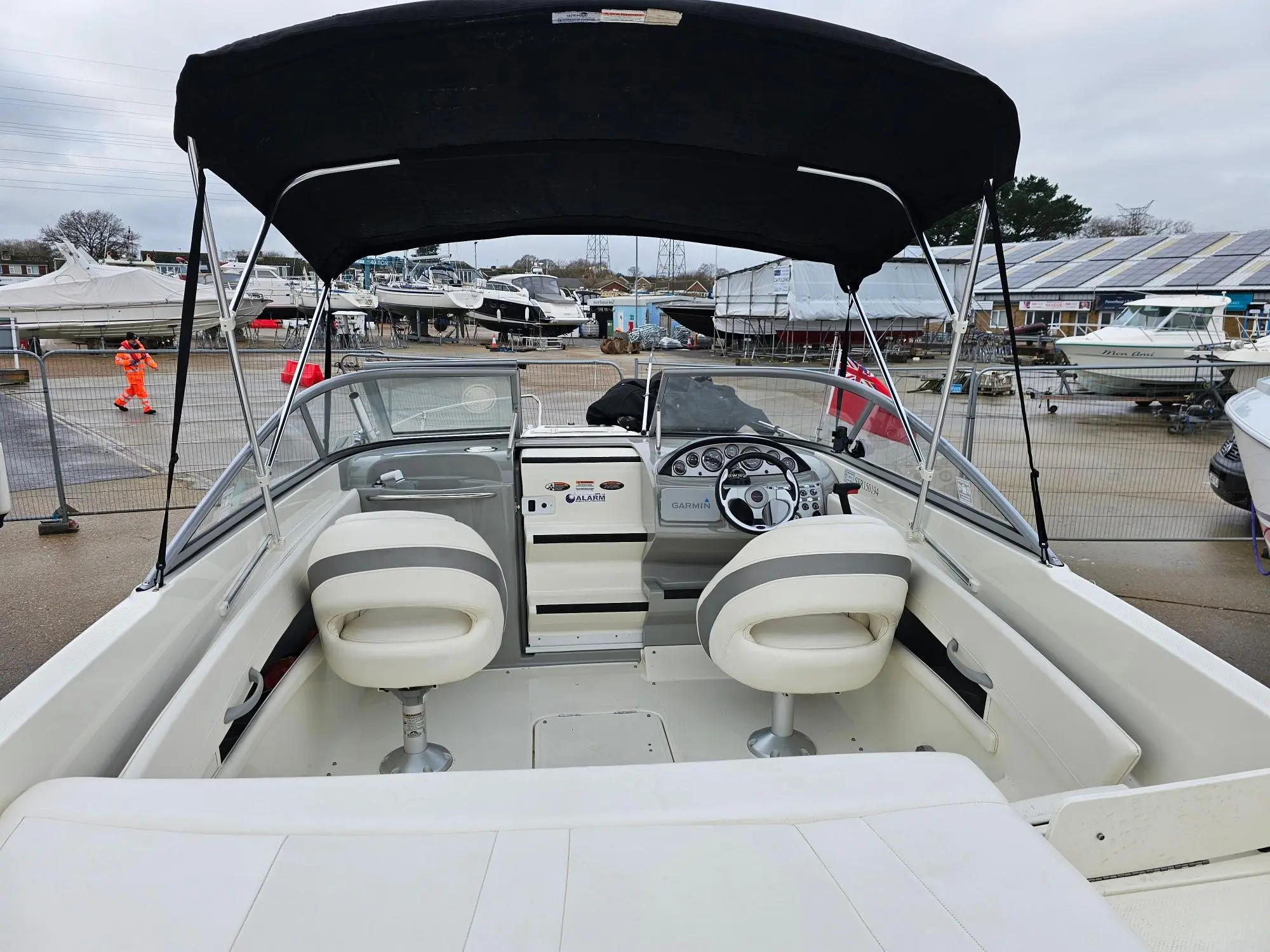 2011 Bayliner 652 overnighter