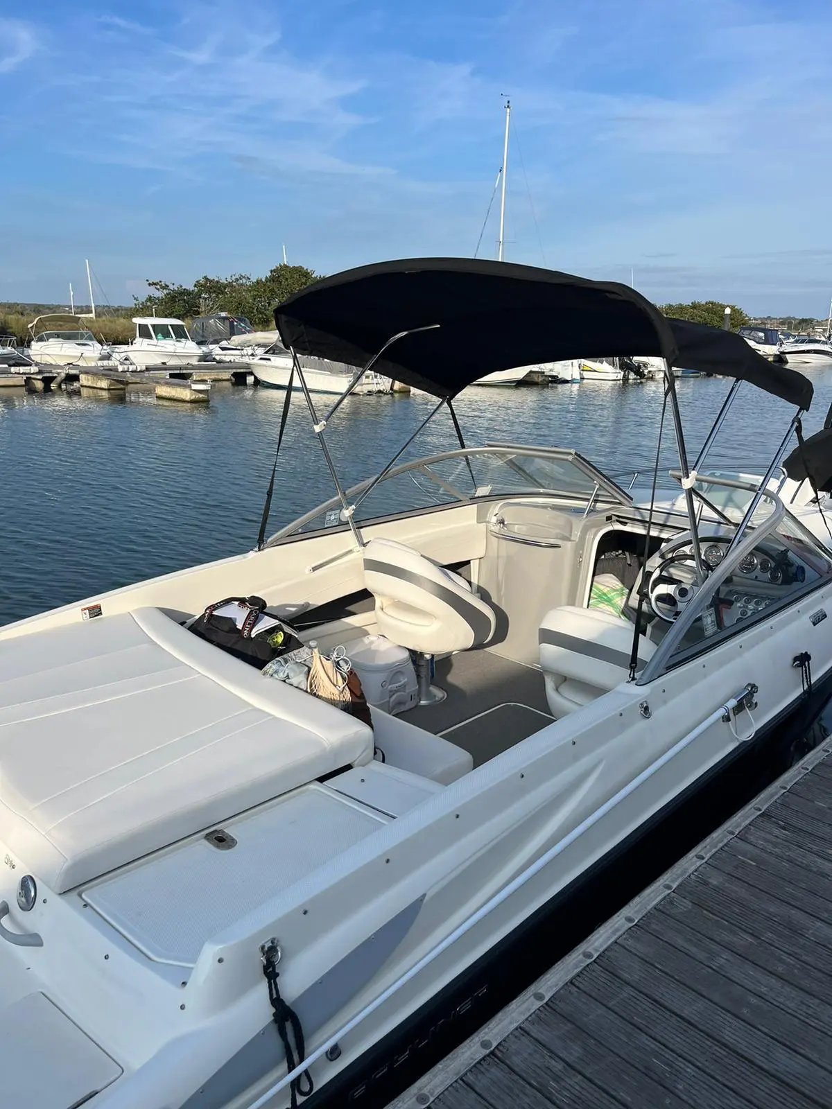 2011 Bayliner 652 overnighter