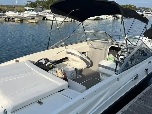 Bayliner 652 Overnighter