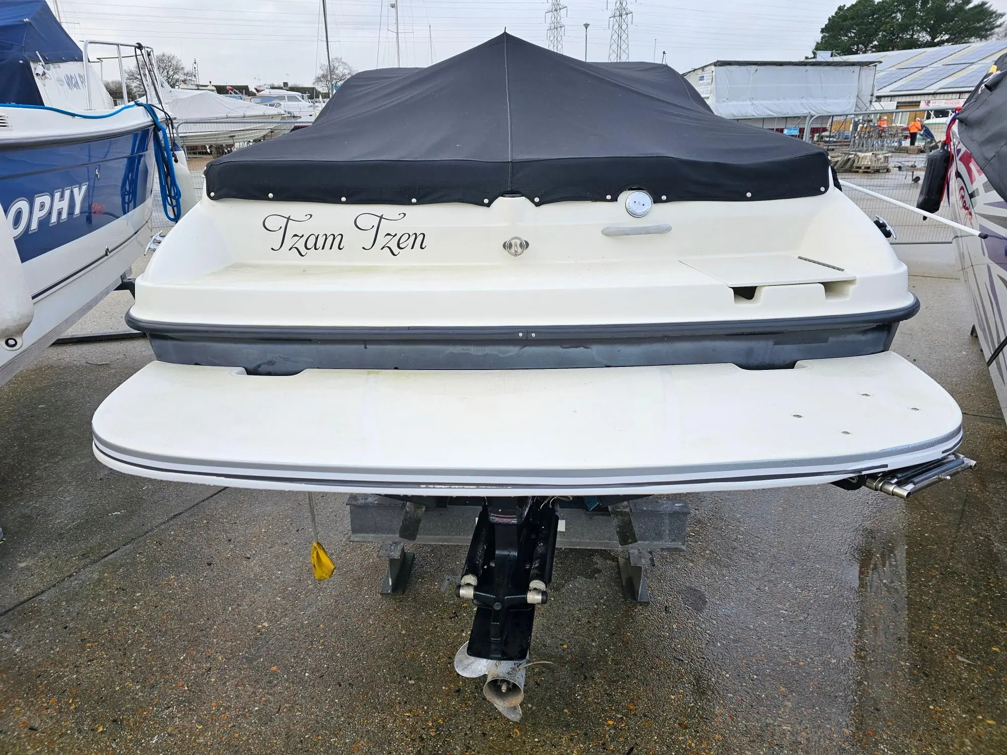 2011 Bayliner 652 overnighter