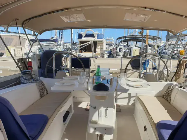 Catalina 445