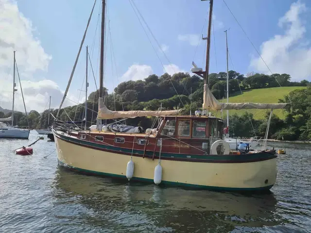 James Miller Boats Fifer 33