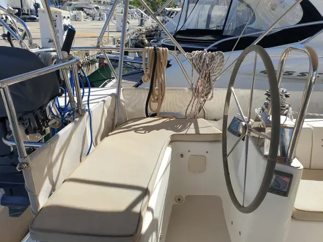 Catalina 445