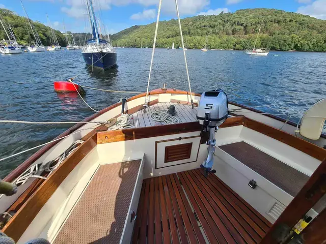 James Miller Boats Fifer 33