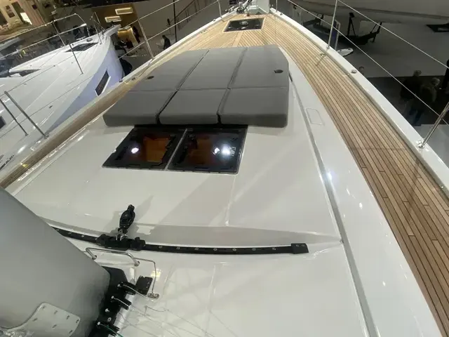 Jeanneau Yachts 55