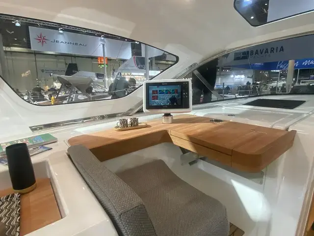 Jeanneau Yachts 55