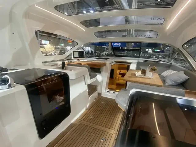 Jeanneau Yachts 55