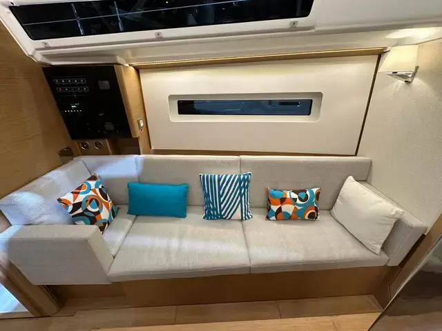 Jeanneau Sun Odyssey 350